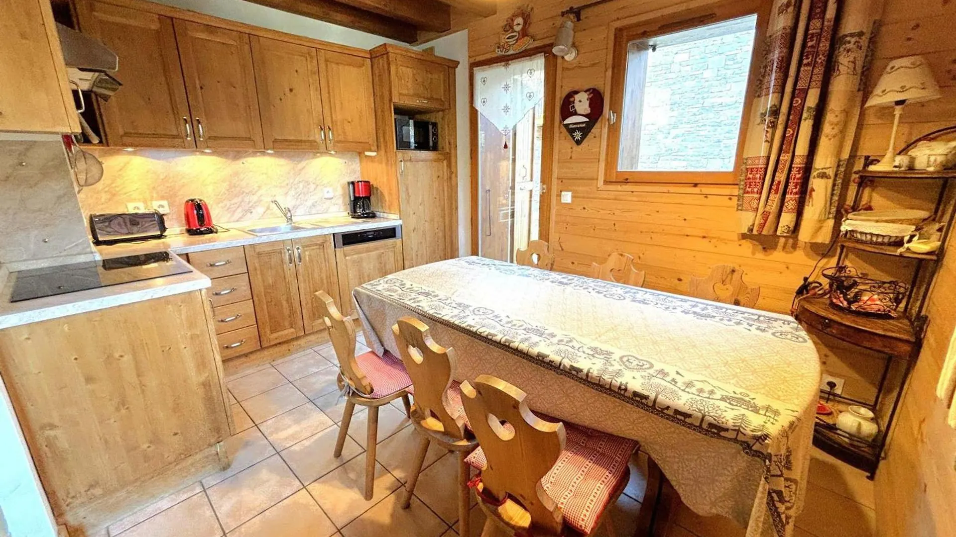 아파트 Charmant Appartement 4 Pieces Avec Parking Et Wifi A Saint-Martin-De-Belleville - Fr-1-452-361